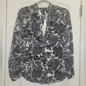 14. GUCCI SILK PRINTED SILK SHIRT SIZE IT 38, US 2